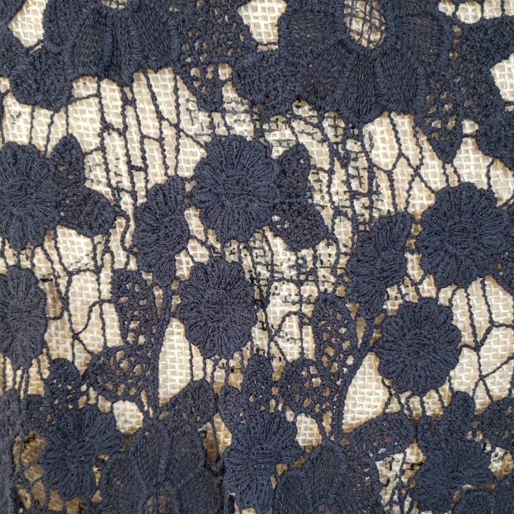 Indigo vest black crochet lace open front Size Medium - Picture 5 of 5